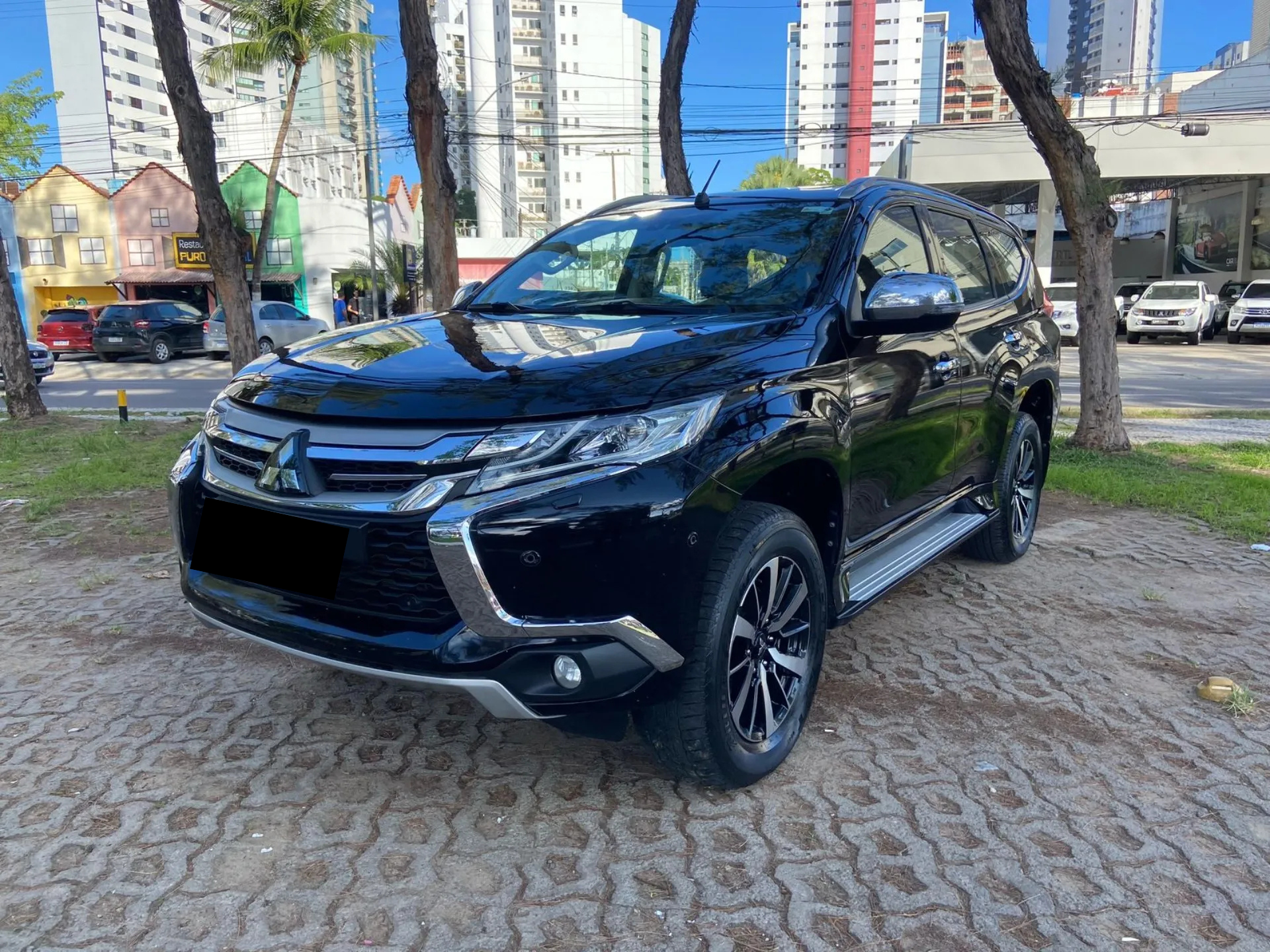 MITSUBISHI PAJERO - SPORT 2.4 16V MIVEC TURBO DIESEL HPE AWD AUTOMÁTICO (ID.63)